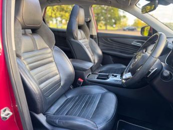 MG HS 1.5 T-GDI Exclusive DCT Euro 6 (s/s) 5dr