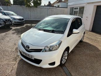 Toyota Yaris TR Hatchback 1.33 Dual VVT-i 5 Dr (6) Petrol Manual Euro 5 (101 