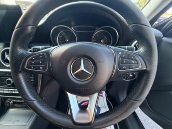 Mercedes-Benz A Class 1.5 A180d Sport (Premium) Hatchback 5dr Diesel 7G-DCT Euro 6 (s/