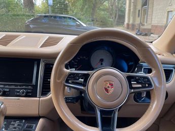 Porsche Macan 3.0 TD V6 S SUV 5dr Diesel PDK 4WD Euro 6 (s/s) (258 ps)