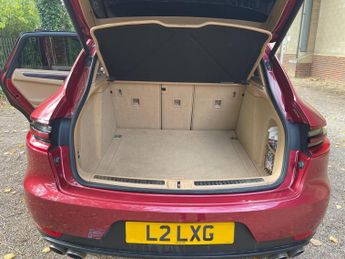 Porsche Macan 3.0 TD V6 S SUV 5dr Diesel PDK 4WD Euro 6 (s/s) (258 ps)