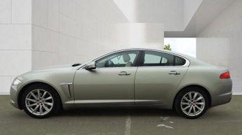 Jaguar XF 3.0d V6 Premium Luxury Saloon 4dr Diesel Auto Euro 5 (s/s) (240 