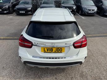 Mercedes-Benz GLA 2.1 GLA220d AMG Line (Premium) SUV 5dr Diesel 7G-DCT 4MATIC Euro