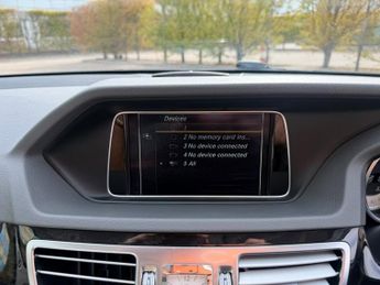 Mercedes-Benz E Class 2.1 E220 BlueTEC AMG Night Edition (Premium Plus) Saloon 4dr Die