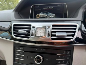 Mercedes-Benz E Class 2.1 E220 BlueTEC AMG Night Edition (Premium Plus) Saloon 4dr Die