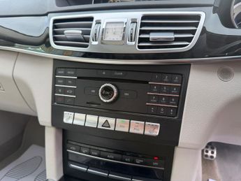 Mercedes-Benz E Class 2.1 E220 BlueTEC AMG Night Edition (Premium Plus) Saloon 4dr Die