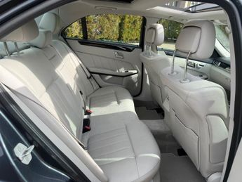 Mercedes-Benz E Class 2.1 E220 BlueTEC AMG Night Edition (Premium Plus) Saloon 4dr Die