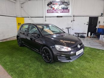 Volkswagen Golf TDi 1.6 TDI BlueMotion Tech SE Hatchback 5dr Diesel DSG Euro 5 (s/s)