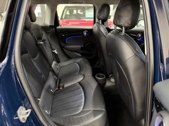 Mini Hatch 1.5 Cooper Seven Hatchback 5dr Petrol Auto Euro 6 (s/s) (136 ps)