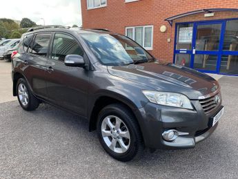 Toyota RAV4 2.2 D-4D XT-R SUV 5dr Diesel Manual Euro 5 (150 ps) 1 YEAR WARRA