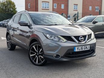 Nissan Qashqai 1.6 DIG-T Tekna SUV 5dr Petrol Manual 2WD Euro 6 (s/s) (163 ps)