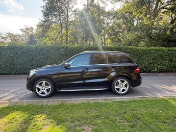 Mercedes M Class 3.0 ML350 V6 BlueTEC AMG Sport SUV 5dr Diesel G-Tronic 4WD Euro 