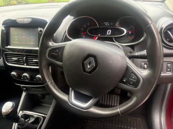 Renault Clio 1.5 dCi Dynamique Nav Hatchback 5dr Diesel Manual Euro 6 (s/s) (