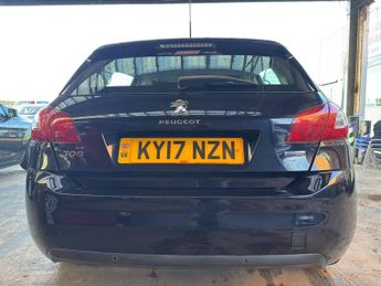 Peugeot 308 1.2 PureTech Allure Hatchback 5dr Petrol EAT Euro 6 (s/s) (130 p