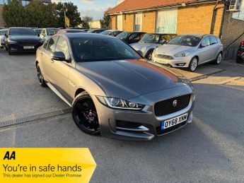 Jaguar XE 2.0i GPF R-Sport Saloon 4dr Petrol Auto Euro 6 (s/s) (200 ps)