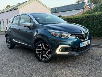 Renault Captur 1.5 dCi ENERGY Iconic SUV 5dr Diesel EDC Euro 6 (s/s) (90 ps)
