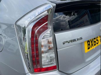 Toyota Prius 1.8 VVTi Excel Euro 6 (S/S) CVT 5Dr