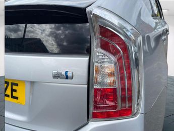 Toyota Prius 1.8 VVTi Excel Euro 6 (S/S) CVT 5Dr