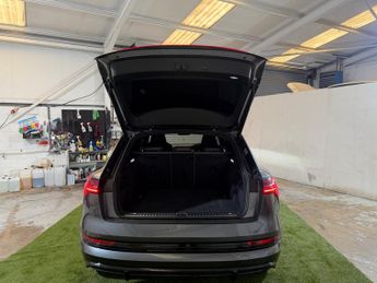 Audi e-tron 55 Vorsprung SUV 5dr Electric Auto quattro 95kWh (11kW Charger) 