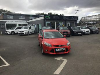Ford Focus 1.6 TDCi Titanium Navigator Estate 5dr Diesel Manual Euro 5 (s/s