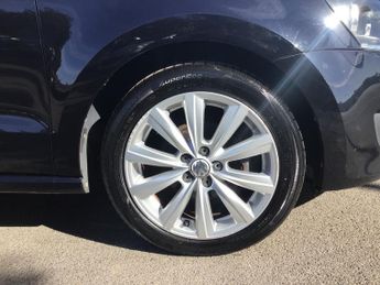 Volkswagen Polo 1.4 SEL Hatchback 5dr Petrol DSG Euro 5 (85 ps)