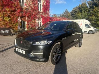 Jaguar F-Pace 2.0 D180 R-Sport SUV 5dr Diesel Auto AWD Euro 6 (s/s) (180 ps)