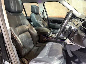 Land Rover Range Rover 3.0 D300 MHEV Vogue SE SUV 5dr Diesel Auto 4WD Euro 6 (s/s) (300
