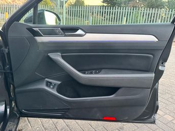 Volkswagen Passat 1.4 TSI GTE Estate 5dr Petrol Plug-in Hybrid DSG Euro 6 (s/s) (2