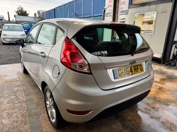 Ford Fiesta 1.5 TDCi Zetec Hatchback 5dr Diesel Manual Euro 5 (75 ps)