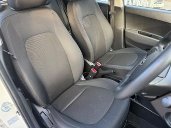 Hyundai i10 1.2 SE Hatchback 5dr Petrol Auto Euro 6 (87 ps)