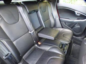 Volvo V40 2.0 D2 R-Design Pro Auto Euro 6 (s/s) 5dr