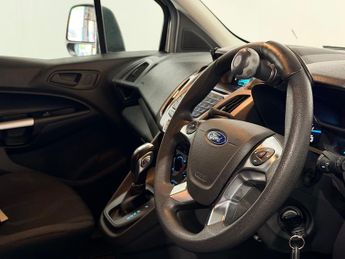 Ford Grand Tourneo Connect 1.5 TDCi Zetec MPV 5dr Diesel Powershift Euro 6 (s/s) (120 ps)