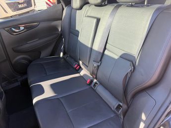 Nissan Qashqai 1.2 DIG-T Tekna SUV 5dr Petrol XTRON 2WD Euro 6 (s/s) (115 ps)