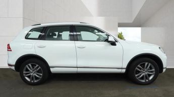 Volkswagen Touareg 3.0 TDI V6 BlueMotion Tech SE SUV 5dr Diesel Tiptronic 4WD Euro 
