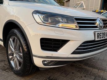 Volkswagen Touareg 3.0 TDI V6 BlueMotion Tech SE SUV 5dr Diesel Tiptronic 4WD Euro 