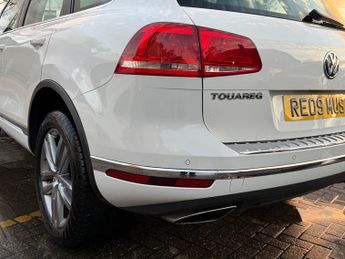 Volkswagen Touareg 3.0 TDI V6 BlueMotion Tech SE SUV 5dr Diesel Tiptronic 4WD Euro 