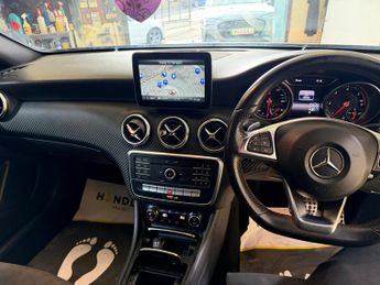 Mercedes-Benz A Class 1.5 A180d AMG Line Hatchback 5dr Diesel 7G-DCT Euro 6 (s/s) (109