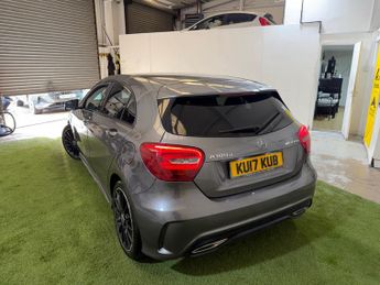 Mercedes-Benz A Class 1.5 A180d AMG Line Hatchback 5dr Diesel 7G-DCT Euro 6 (s/s) (109