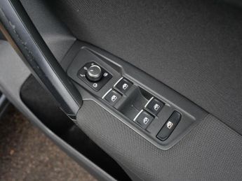 Volkswagen Tiguan 2.0 TDI SE Navigation DSG 4Motion Euro 6 (s/s) 5dr