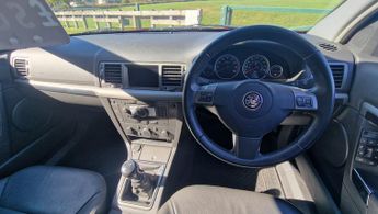 Vauxhall Vectra 2.2i 16v Elite Hatchback 5dr Petrol Manual (180 g/km, 152 bhp)