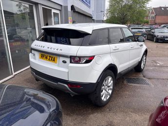 Land Rover Range Rover Evoque 2.2 SD4 Pure Tech SUV 5dr Diesel Auto 4WD Euro 5 (s/s) (190 ps)