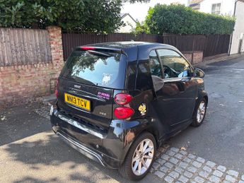 Smart ForTwo 1.0 MHD Passion Coupe 2dr Petrol SoftTouch Euro 5 (s/s) (71 bhp)