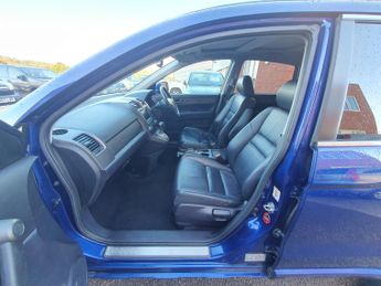 Honda CR-V 2.0 i-VTEC EX SUV 5dr Petrol Auto 4WD Euro 5 (150 ps) JUST 2 OWN