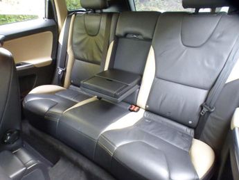 Volvo XC60 2.4 D5 R-Design Geartronic AWD Euro 5 5dr