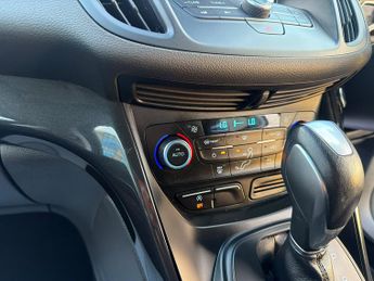 Ford Kuga 1.5T EcoBoost Titanium SUV 5dr Petrol Auto AWD Euro 6 (s/s) (182
