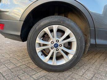Ford Kuga 1.5T EcoBoost Titanium SUV 5dr Petrol Auto AWD Euro 6 (s/s) (182