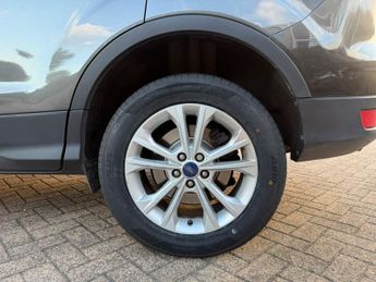 Ford Kuga 1.5T EcoBoost Titanium SUV 5dr Petrol Auto AWD Euro 6 (s/s) (182