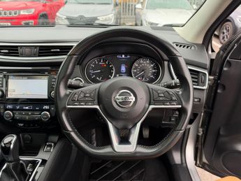 Nissan Qashqai 1.2 DIG-T N-Connecta SUV 5dr Petrol XTRON Euro 6 (s/s) (115 ps)