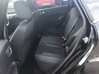 Ford Fiesta 1.5 TDCi Titanium Hatchback 5dr Diesel Manual Euro 5 (75 ps)