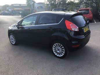 Ford Fiesta 1.5 TDCi Titanium Hatchback 5dr Diesel Manual Euro 5 (75 ps)